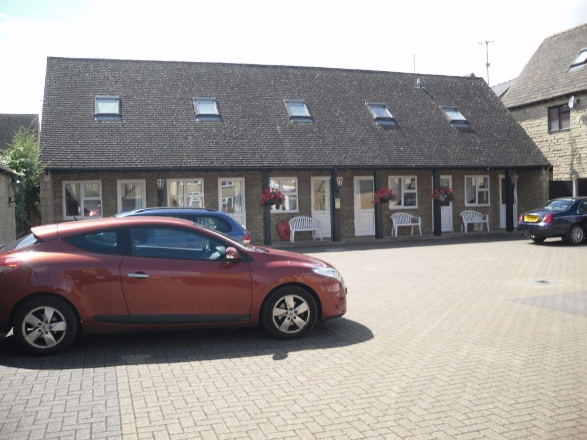 Broadlands Hotel Bourton-on-the-Water Exterior photo